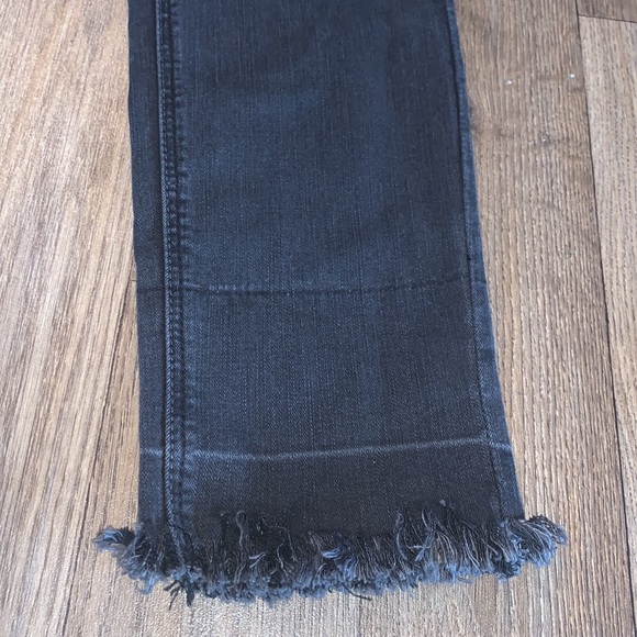 Grace in LA Womens Size 27 Skinny Easy Fit Stretchy Denim Jean NWT - Picture 6 of 16